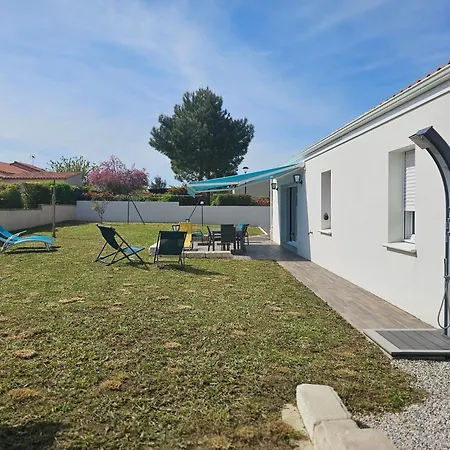 Hébergement de vacances Longebeach - Ravissante Maison De *